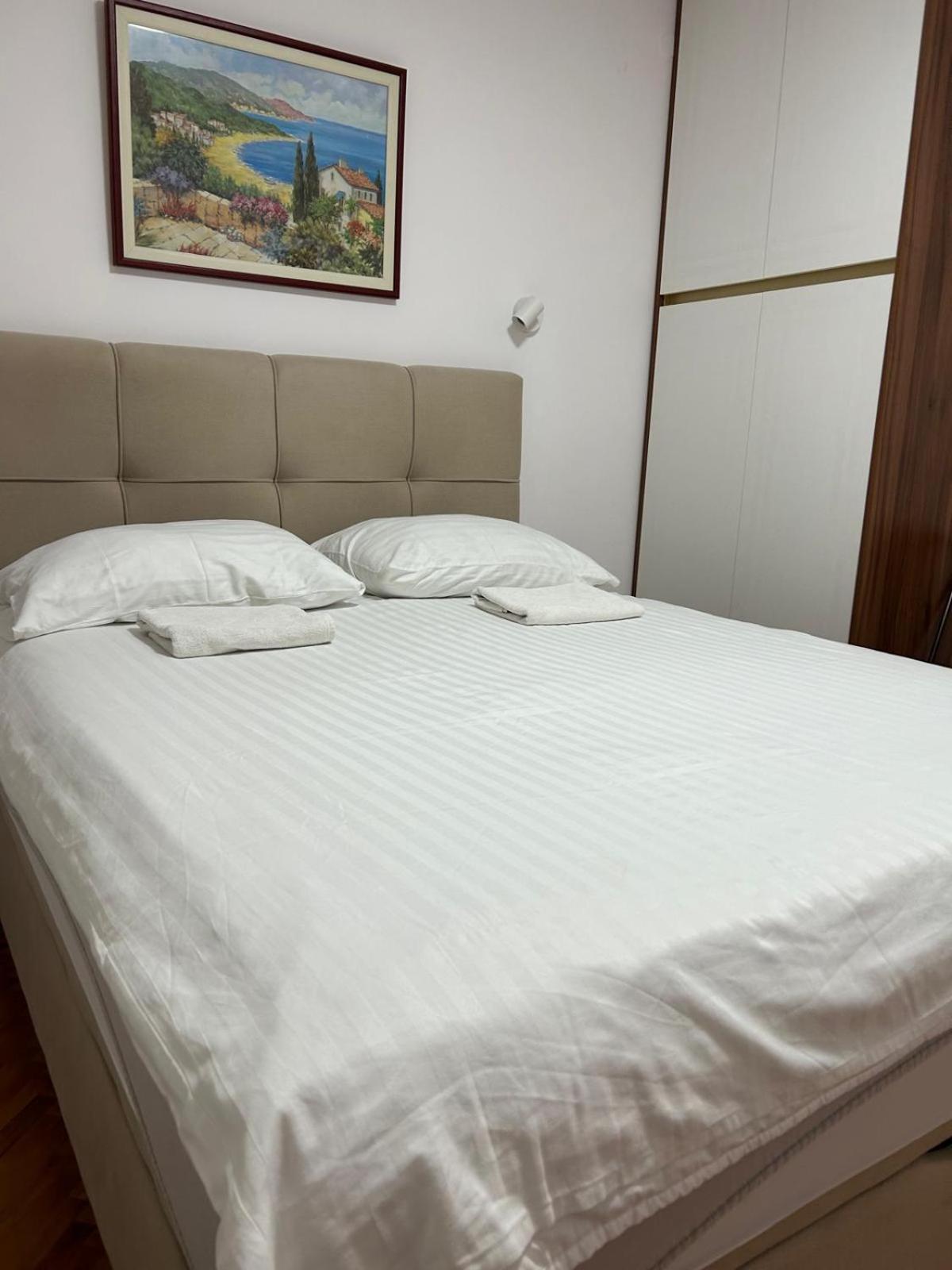 Apartments Oliva Porec Bagian luar foto